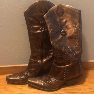 BCBGirls Toke Vintage Metallic Western Boots